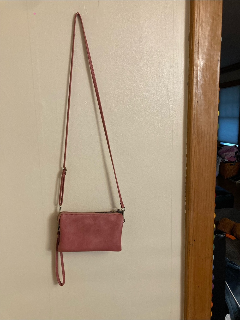 Convertible Pink Wristlet Crossbody Bag, see description